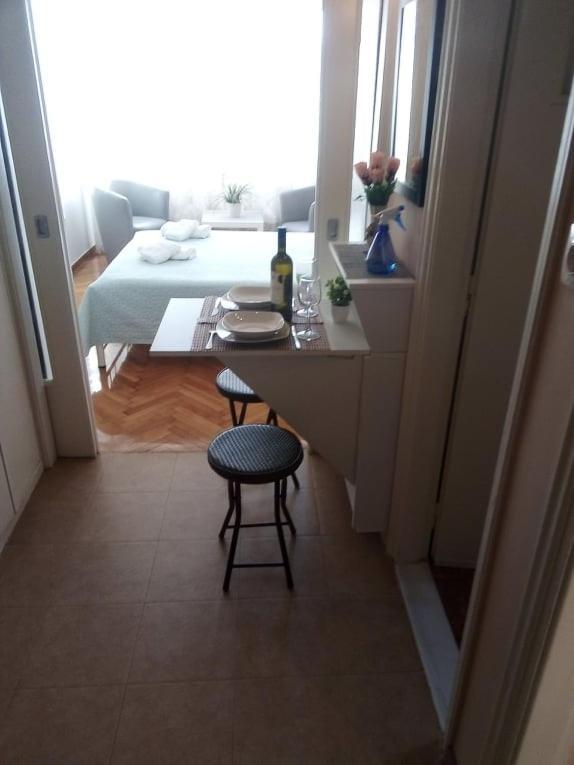 Sylvia' S Apartments アテネ エクステリア 写真